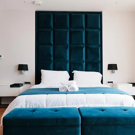 Blue Sky Hotel