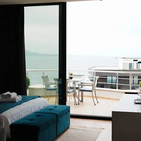 Blue Sky Hotel 4*