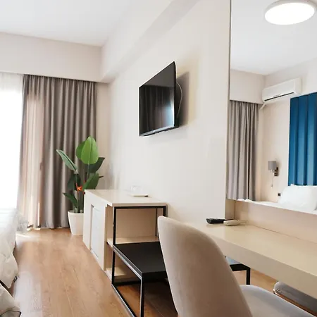 Blue Sky Hotel Sarandë