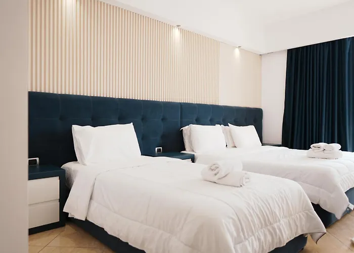 蓝天旅馆 酒店 Sarandë