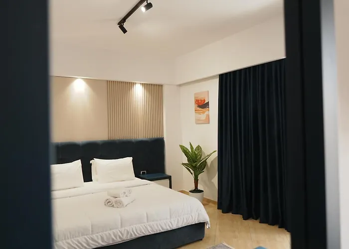 蓝天旅馆 Sarandë