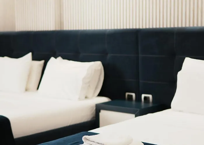 蓝天旅馆 4* Sarandë