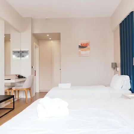 Blue Sky Hotell Sarandë