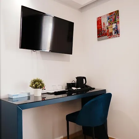 Blue Sky Hotel Sarandë