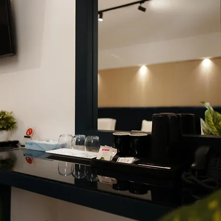 Hotell Blue Sky Sarandë